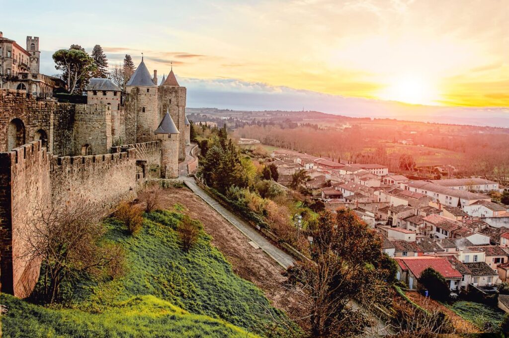 Vue du ciel de toitures réalisées par des couvreurs à Carcassonne